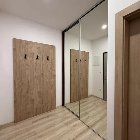 アパート Castle 7 ボイニツェ