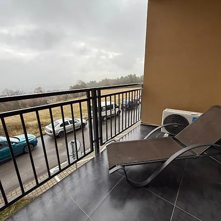 Castle 7 アパート ボイニツェ